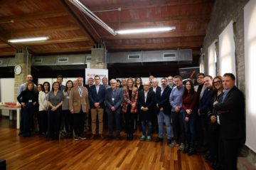 Els i les assistents a la sessió del Consell General (foto: Ajuntament de Rubí- Localpres)